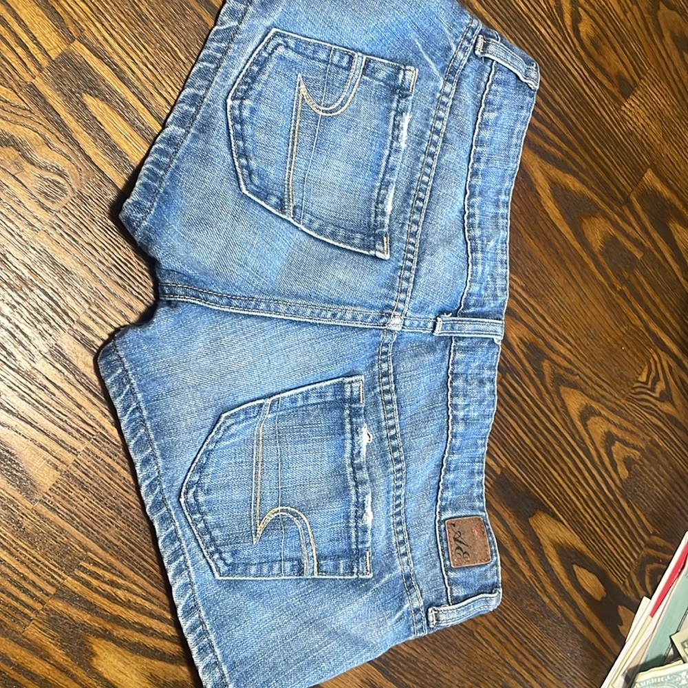 Set of American Eagle size 2 juniors 3 pair - Picture 6 of 7